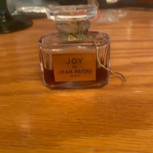 Old joy perfume from Paris from the 70’s .very rare .